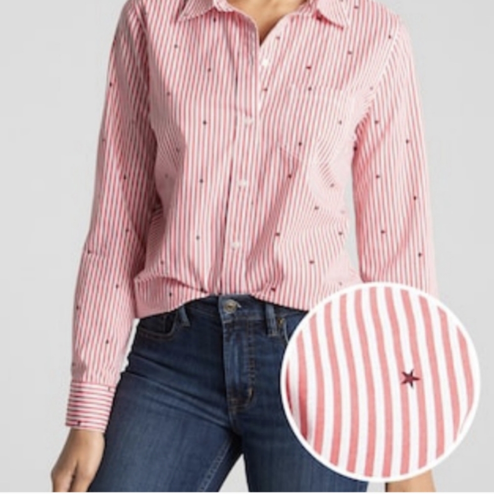 Gap Women's Fitted Boyfriend Stars and Stripes Buttonup
